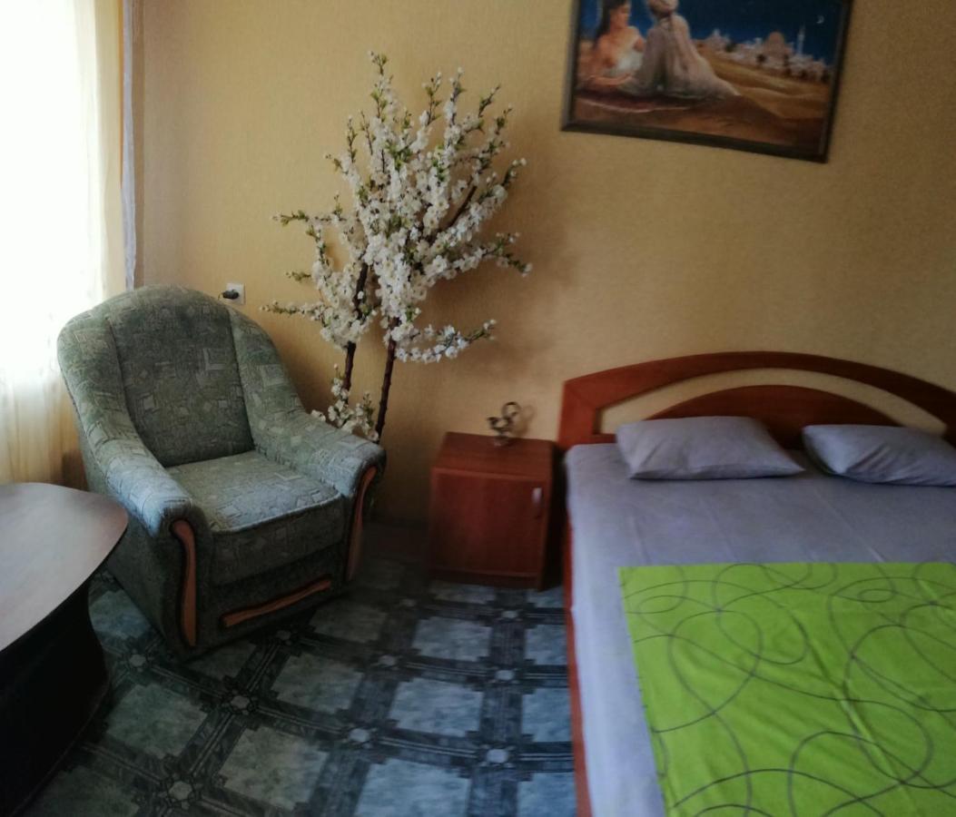 Апартаменты На Победы 25 Krementsjoek Buitenkant foto