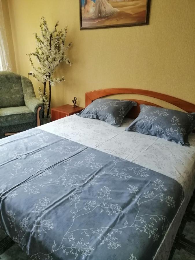 Апартаменты На Победы 25 Krementsjoek Buitenkant foto